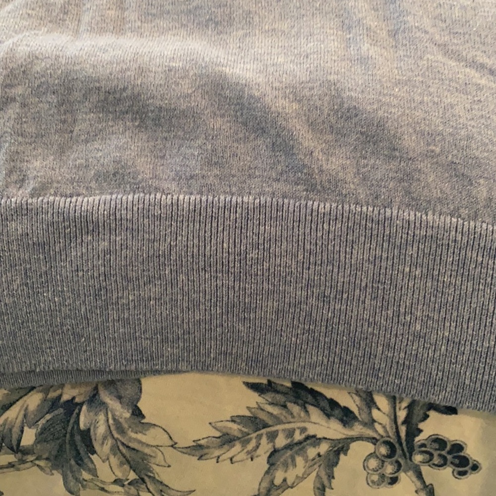 Sweater - Picture 4 of 5